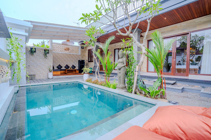 2 Bedrooms · Kedewatan, Ubud — photo 1