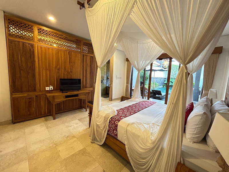 2 Bedrooms · Kemenuh, Mas, Ubud — photo 5