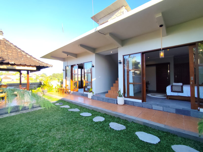 2 Bedrooms · Kedewatan, Ubud — photo 1
