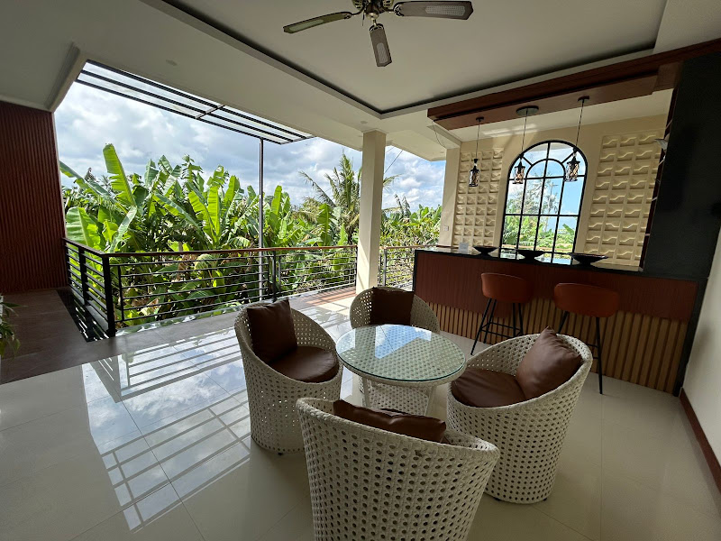 4 Bedrooms · Gianyar Near The Beach — photo 2