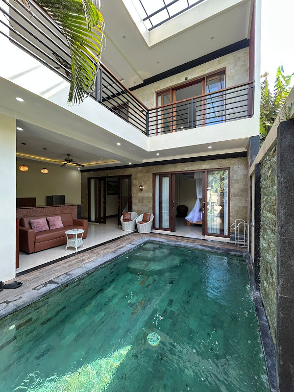 4 Bedrooms · Gianyar Near The Beach — photo 5