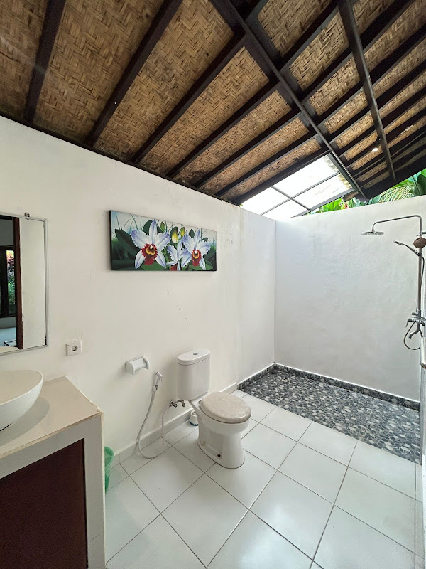 2 Bedrooms · Penestanan, Ubud — photo 4