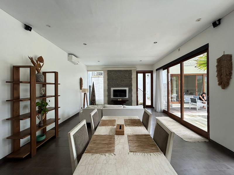 2 Bedrooms · Tengkulak, Mas, Ubud — photo 3