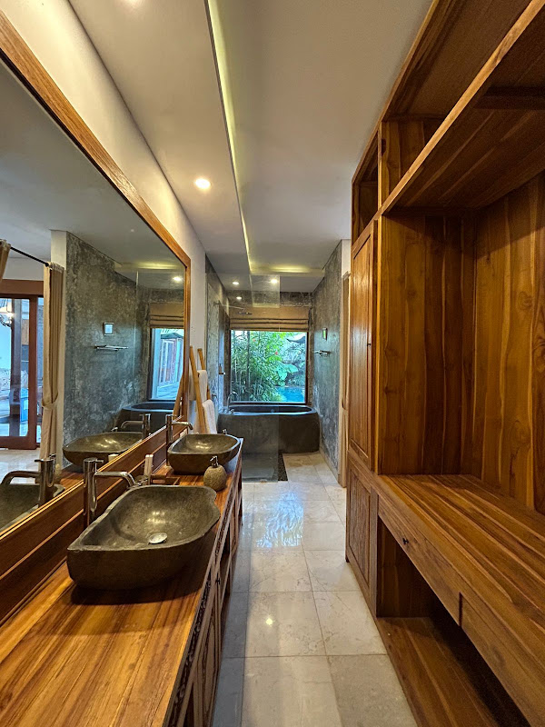 2 Bedrooms · Kemenuh, Mas, Ubud — photo 6