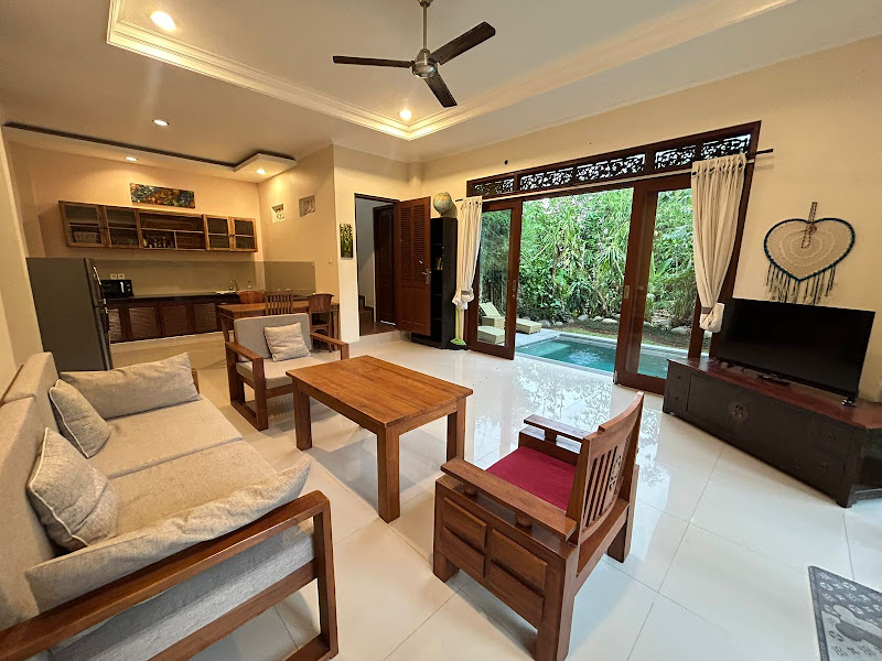 3 Bedrooms · Kedewatan, Ubud — photo 2