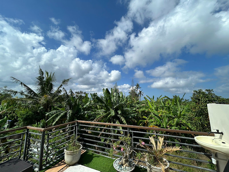 4 Bedrooms · Gianyar Near The Beach — photo 3