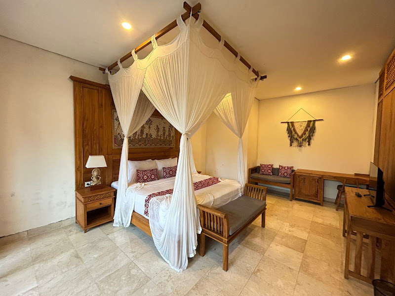 2 Bedrooms · Kemenuh, Mas, Ubud — photo 4
