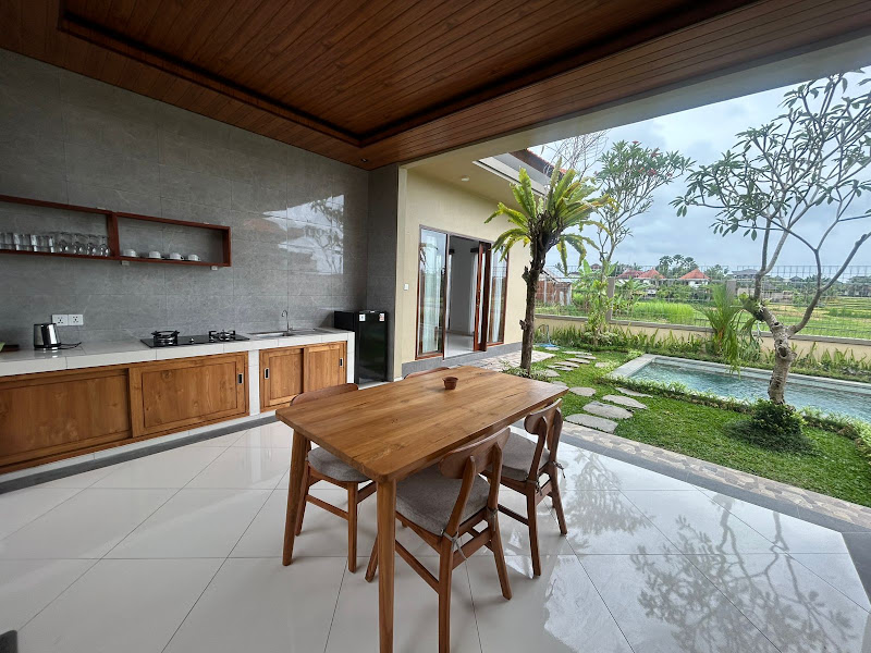 2 Bedrooms · Kedewatan, Ubud — photo 1