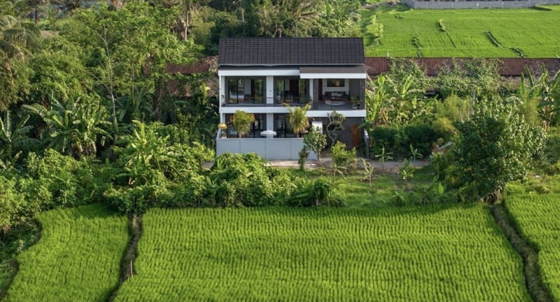 3 Bedrooms · Tengkulak, Mas, Ubud — photo 1