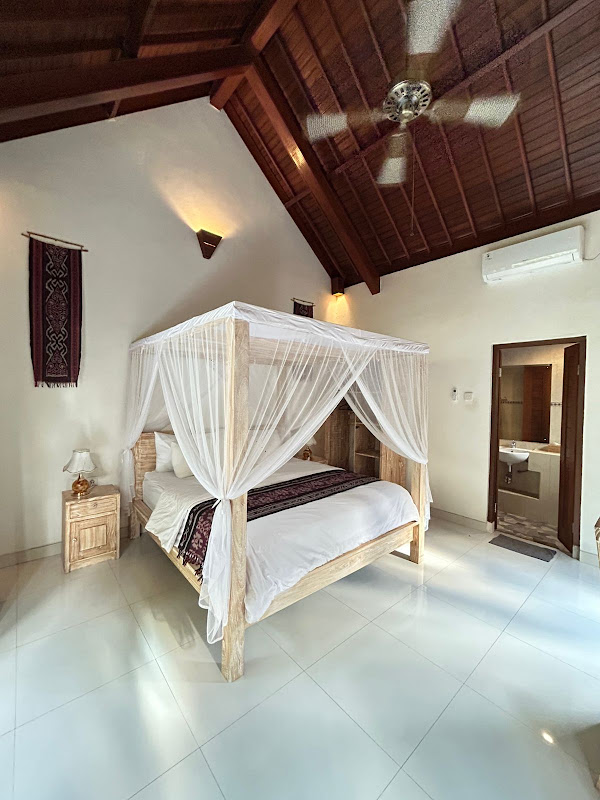 2 Bedrooms · Kedewatan — photo 5