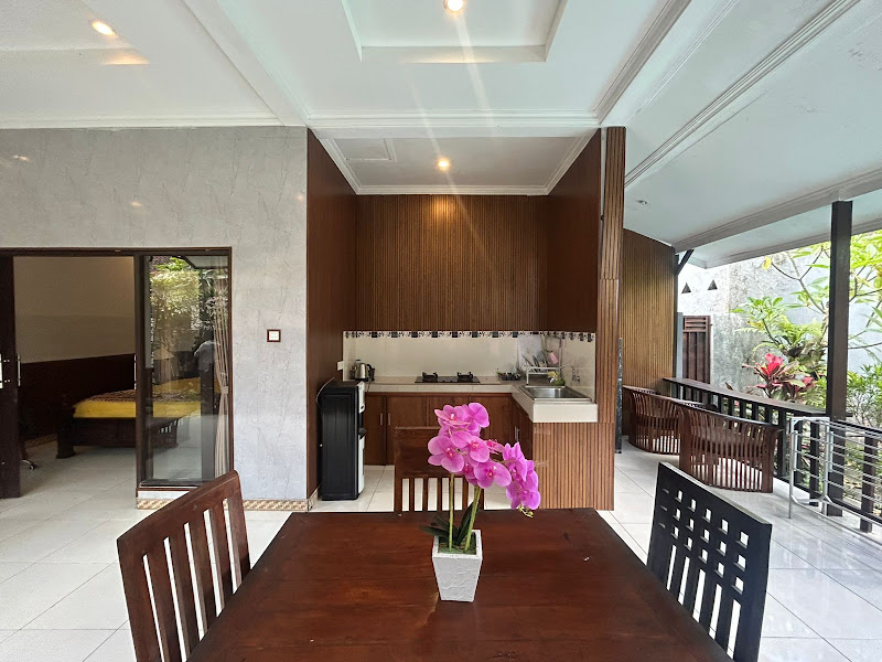 2 Bedrooms · Penestanan, Ubud — photo 4