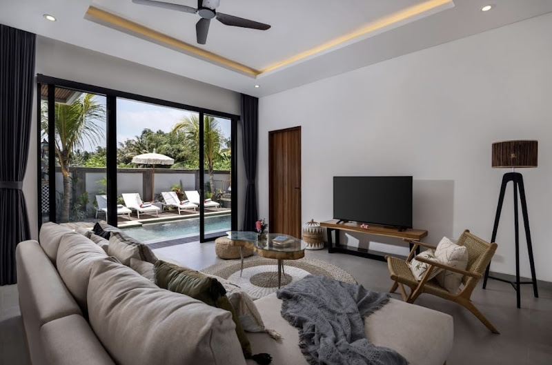 3 Bedrooms · Tengkulak, Mas, Ubud — photo 2